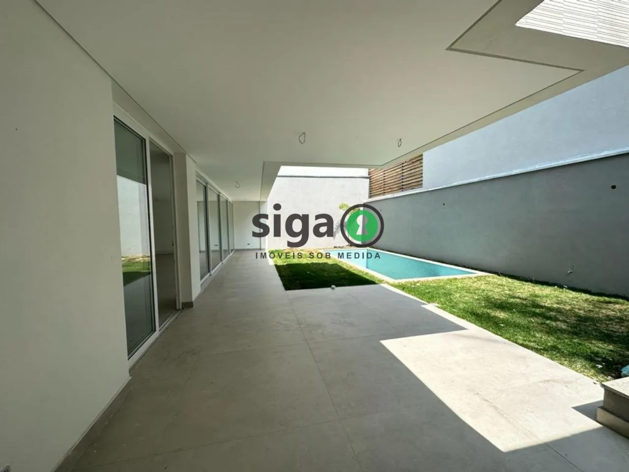 Imagem CASA DE CONDOMINIO PARA VENDA COM 4 QUARTOS NO CAMPO BELO