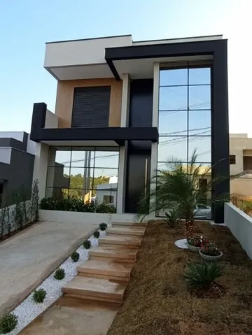 Imagem Excelente Casa no Condomínio Horto Florestal.