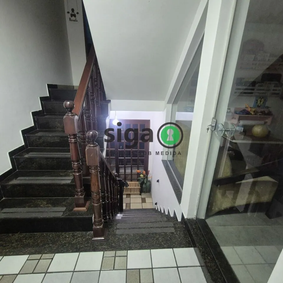 Imagem Casa com 3 quartos à venda na Alameda dos Ubiatans, 529, Planalto Paulista, São Paulo