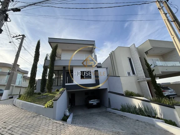 Imagem Sobrado, 3 Dormitórios sendo 3 Suítes, Condomínio Residencial Mantiqueira.
