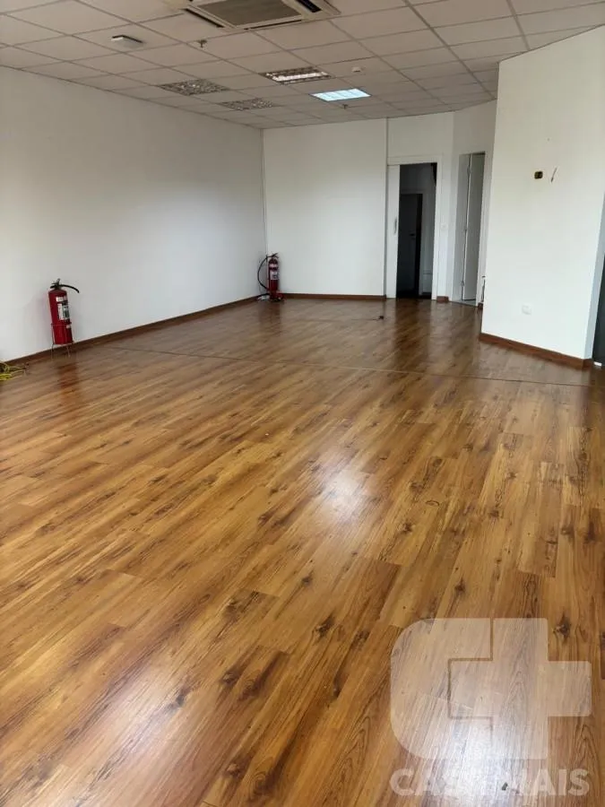 Imagem Sala Comercial para Locação em São Paulo / SP no bairro Cerqueira César