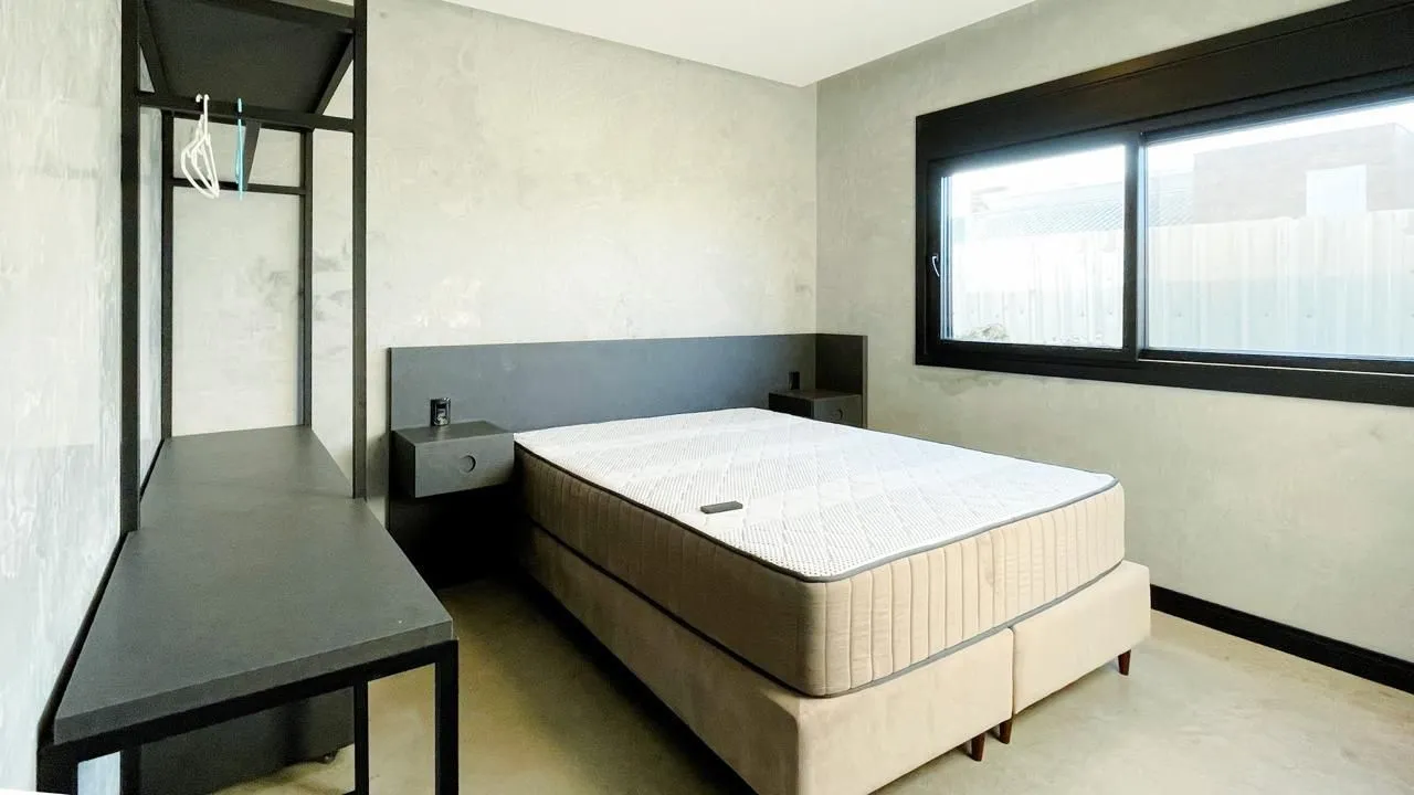 Imagem Casa de condomínio à venda em Torres, Centro, com 4 quartos, 221.55m2