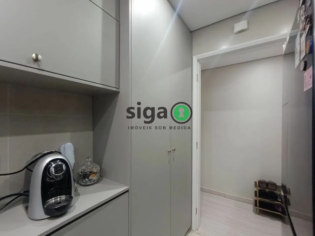 Imagem Apartamento reformado em excelente localização - MOBILIADO - Edf: CAMBURIU