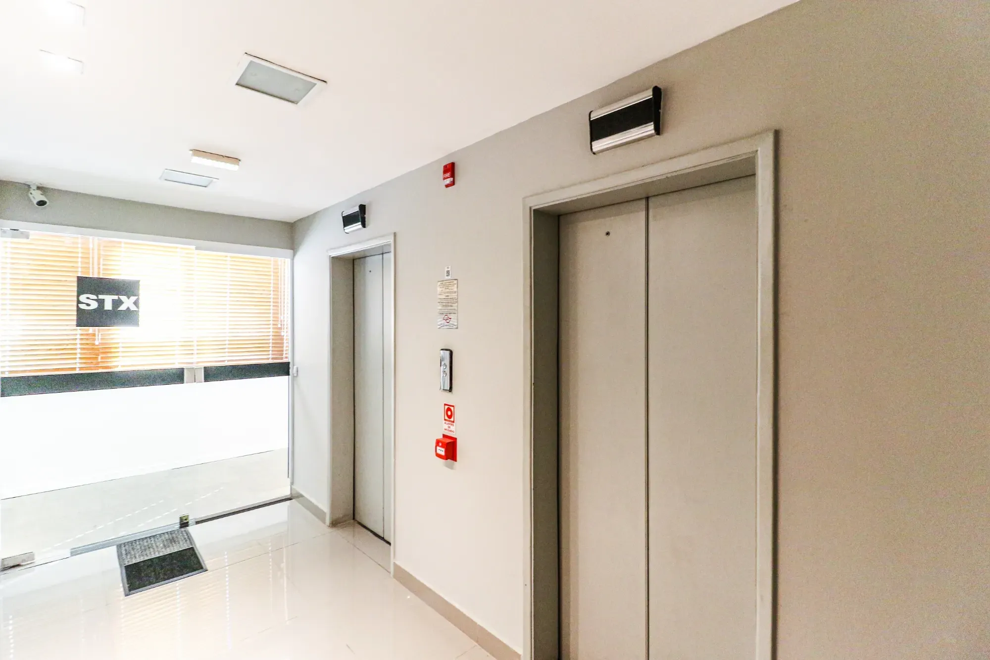 Imagem Sala Comercial à Venda ou Locação, 115 m² em Jardim Paulistano - São Paulo