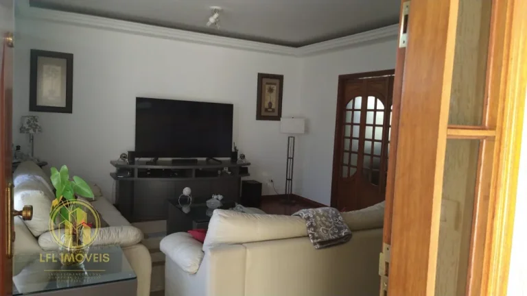Imagem Sobrado à Venda, 310 m², 3 dormitórios, 4 vagas. - Adalgisa / Osasco