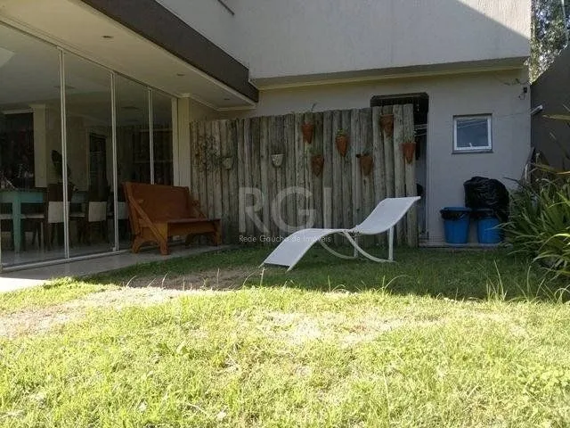 Imagem Casa Condominio para Venda - 380m², 3 dormitórios, sendo 3 suítes e 3 vagas