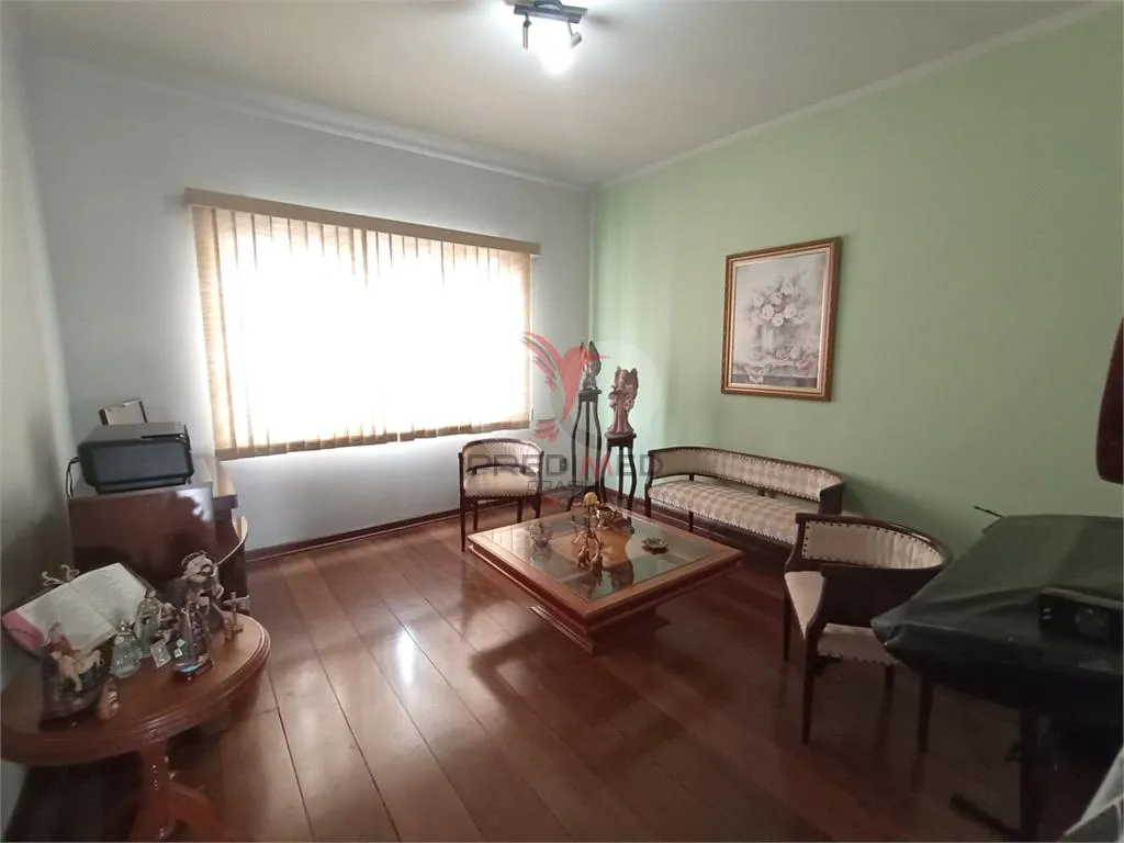 Imagem Casa de 4 quartos, 276m² no bairro Centro, em Lençóis Paulista