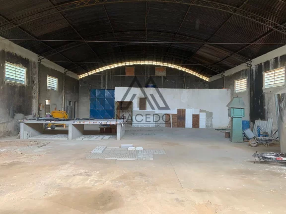 Imagem Área de 60 mil m² para Locação em Porangaba/SP