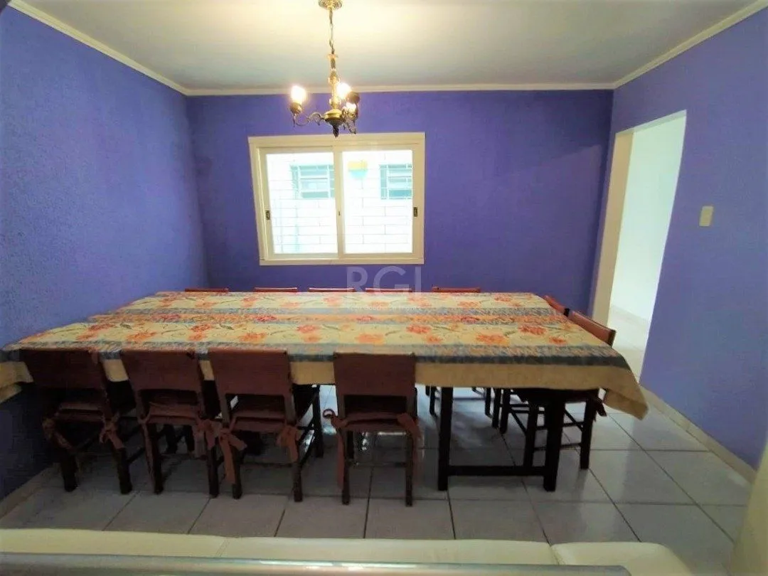 Imagem Casa para Venda - 150m², 4 dormitórios, sendo 3 suites, 2 vagas - Jardim Verde