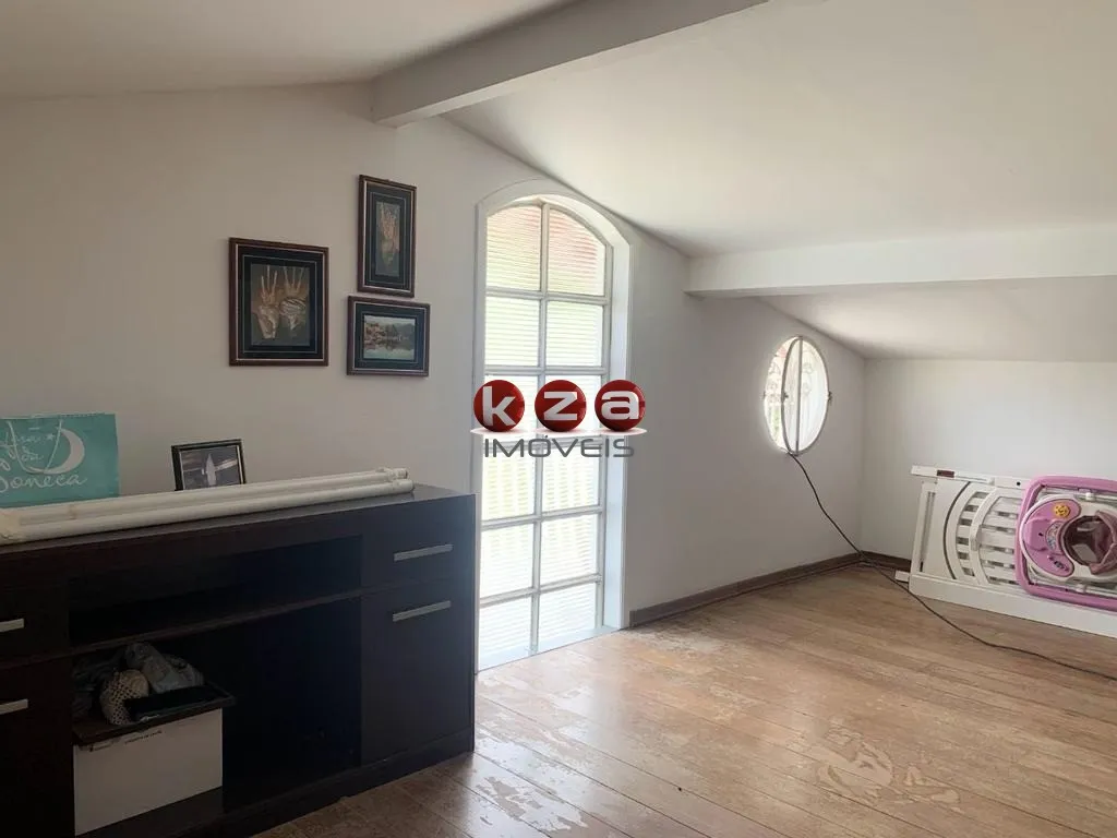 Imagem Imperdível oportunidade: Casa à venda em Vinhedo-SP, Condomínio Recanto Florido, 3 suítes, 3 salas, 4 banheiros, 2 vagas, 321m².