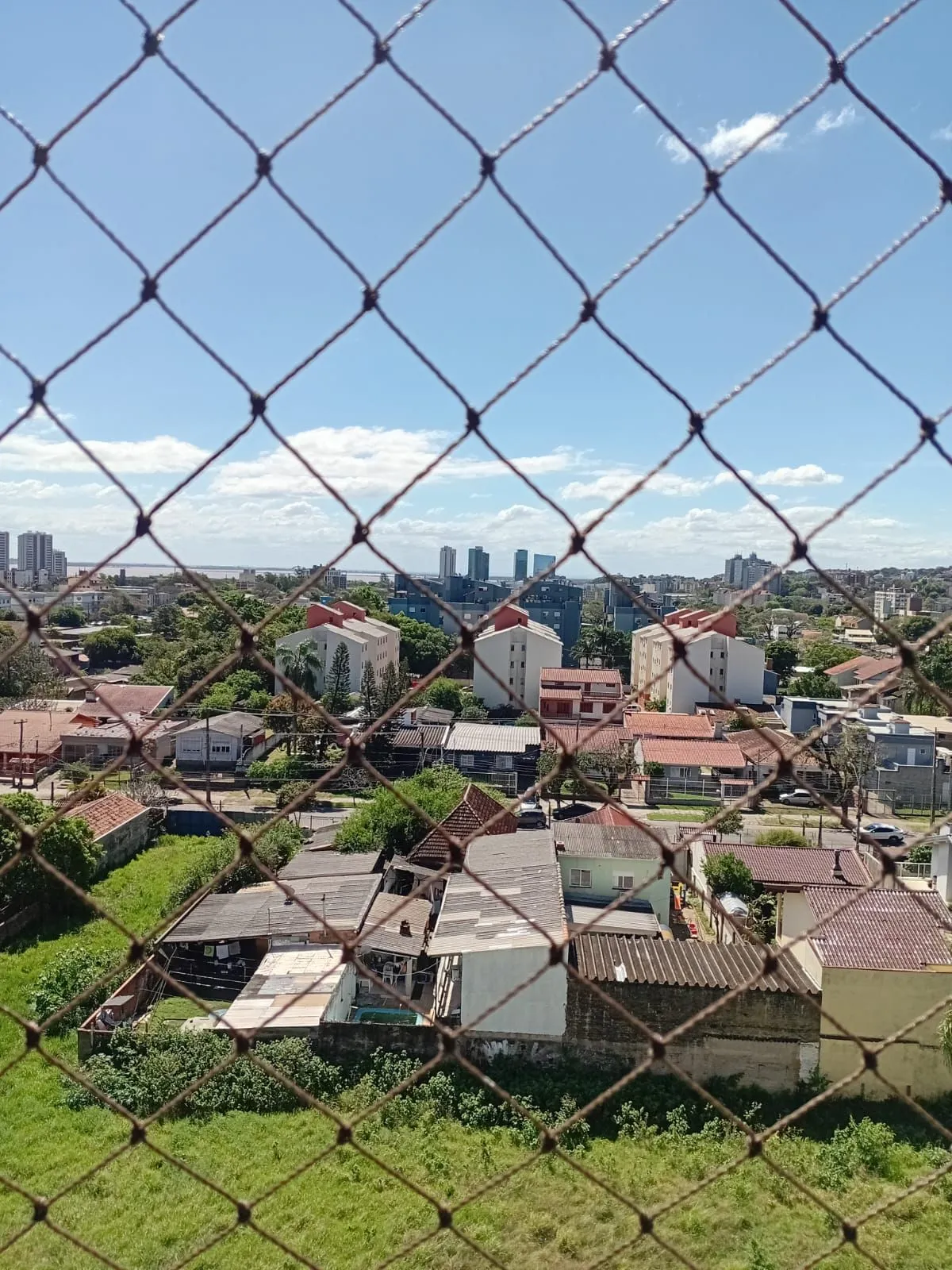 Imagem Apartamento 2 quartos, suíte, vaga coberta no bairro Camaquã em Porto Alegre/RS