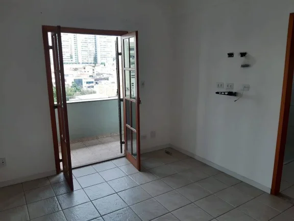 Imagem Casa Maravilhosa com 240 m² 4 Dormitorios sendo 2 Suítes Estuda Permuta