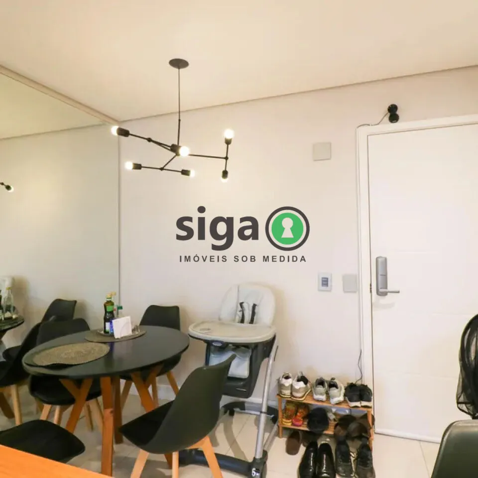Imagem Apartamento Mobiliado com Suíte e Varanda no Melhor do Campo Belo.