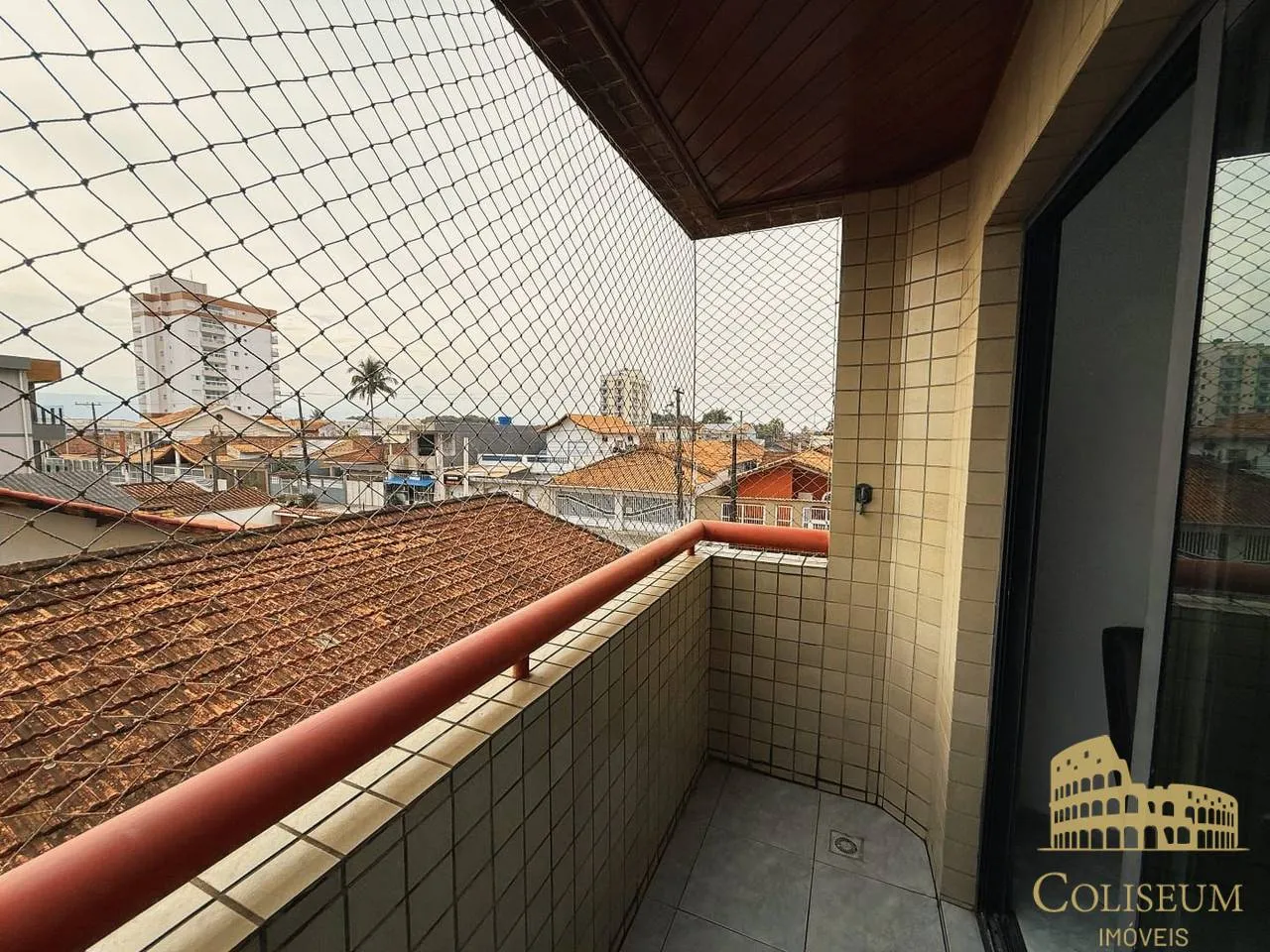 Imagem Apto 1 Dorm, 50mts da Praia, Sauna e Piscina R$ 320.000 - Maracanã