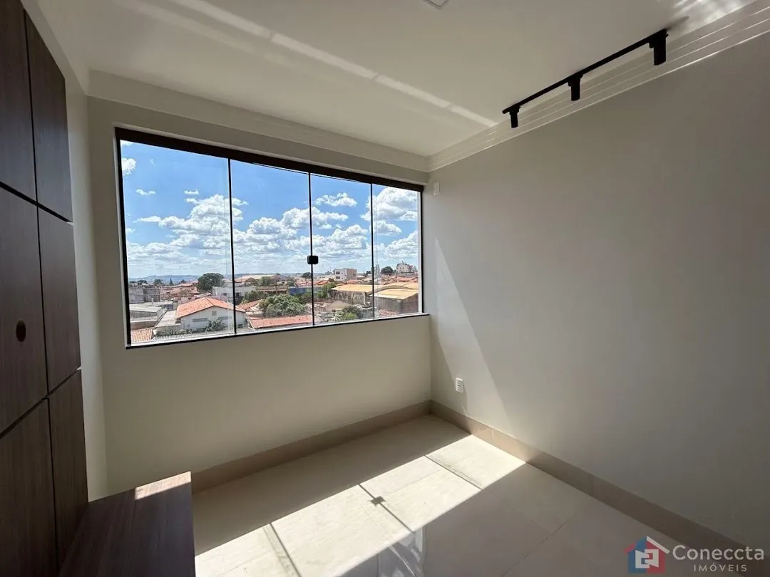 Imagem Apartamento com 2 dormitórios à venda, 70 m² por R$ 450.000,00 - Vila Garcia - Patos de Minas/MG