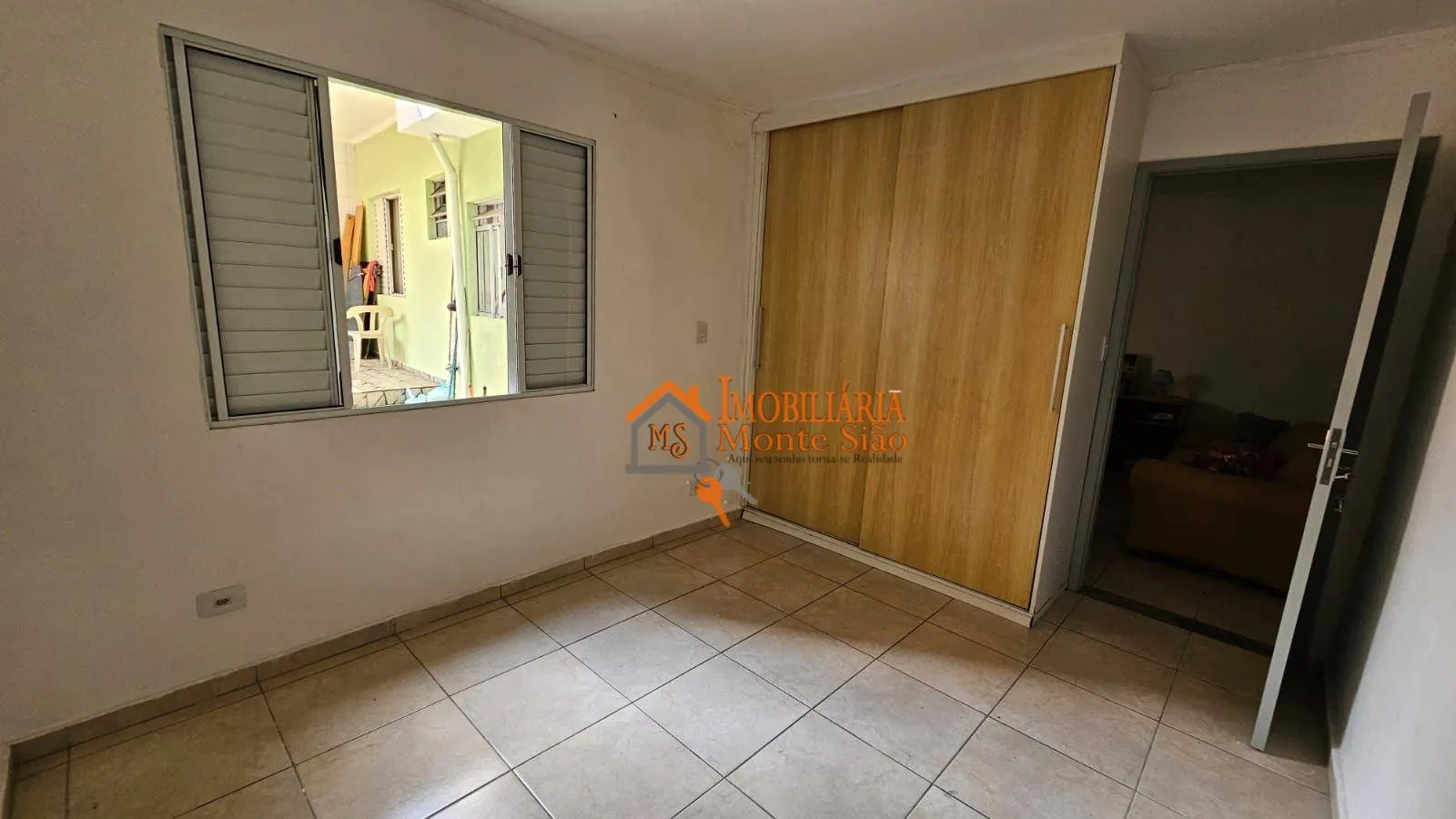 Imagem Sobrado com 5 dormitórios à venda, 250 m² por R$ 800.000,00 - Vila Nossa Senhora de Fátima - Guarulhos/SP