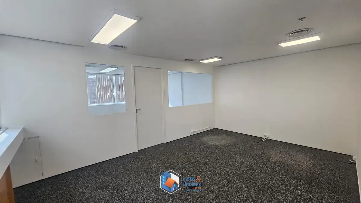 Imagem Conjunto comercial para venda e locação em Vila Olímpia, 61m²