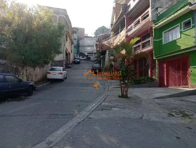 Imagem Sobrado com 4 dormitórios à venda, 180 m² por R$ 477.000,00 - Associação Sobradinho - São Paulo/SP