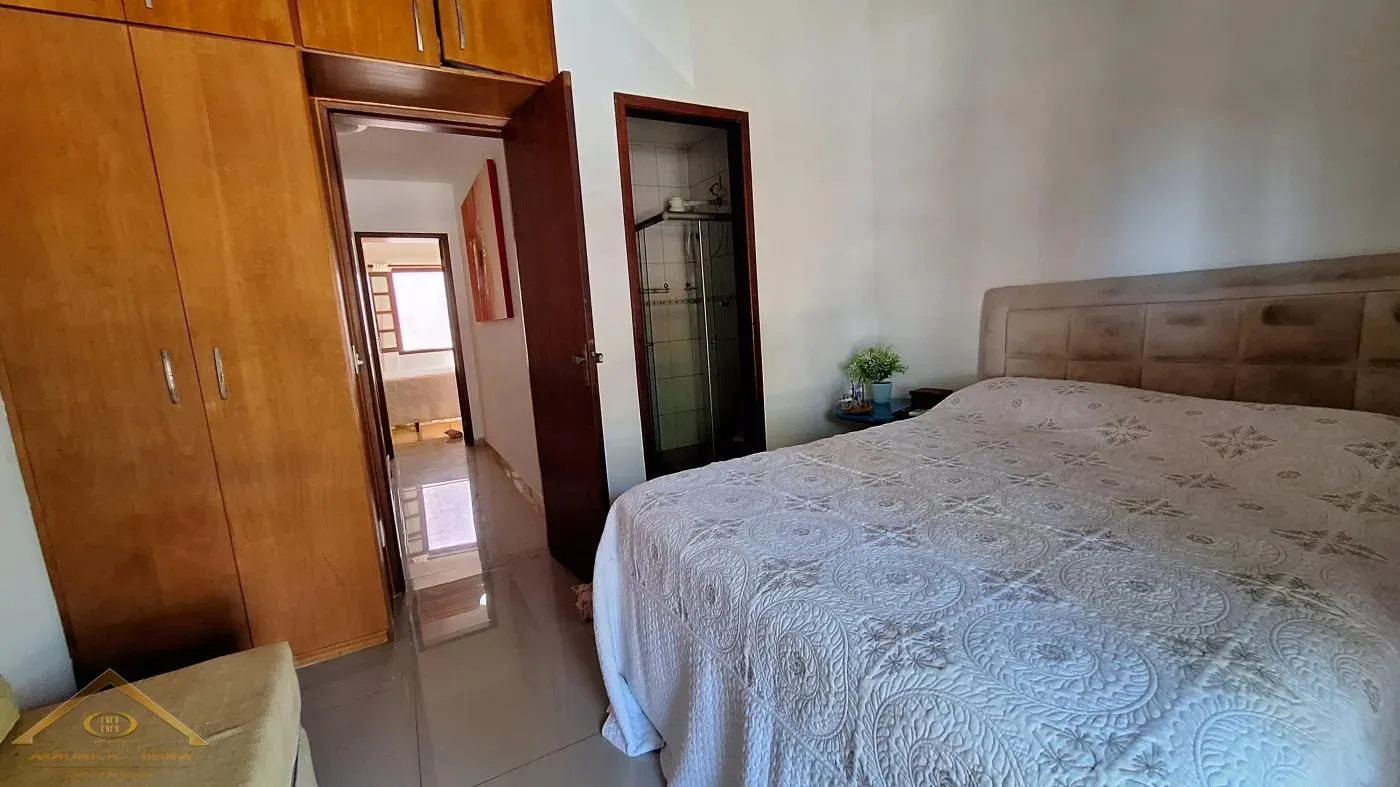 Imagem Casa em Condomínio para Venda em Cabo Frio / RJ no bairro Ogiva