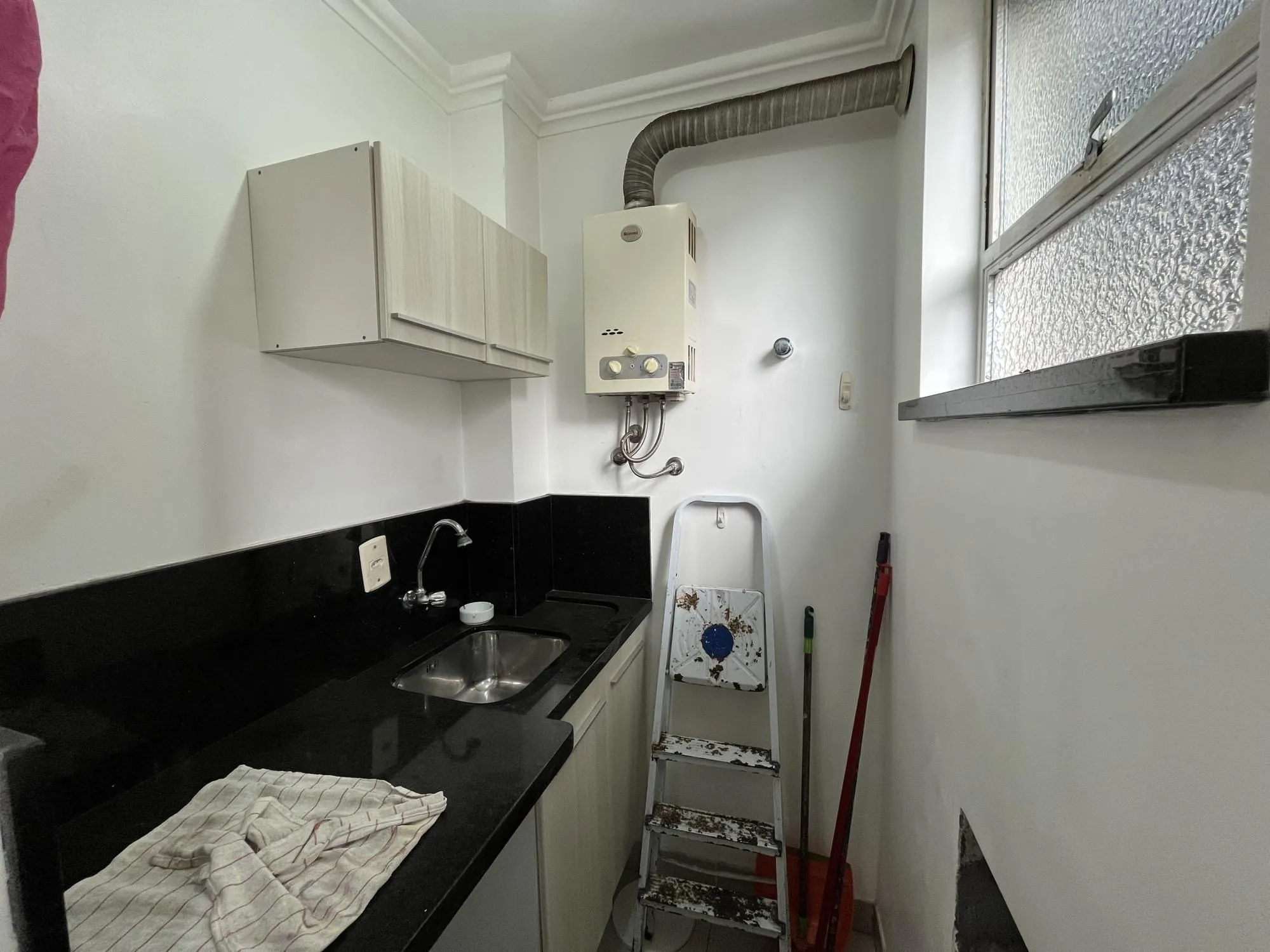 Imagem Apartamento de um quarto e uma vaga de garagem no Centro de Porto Alegre