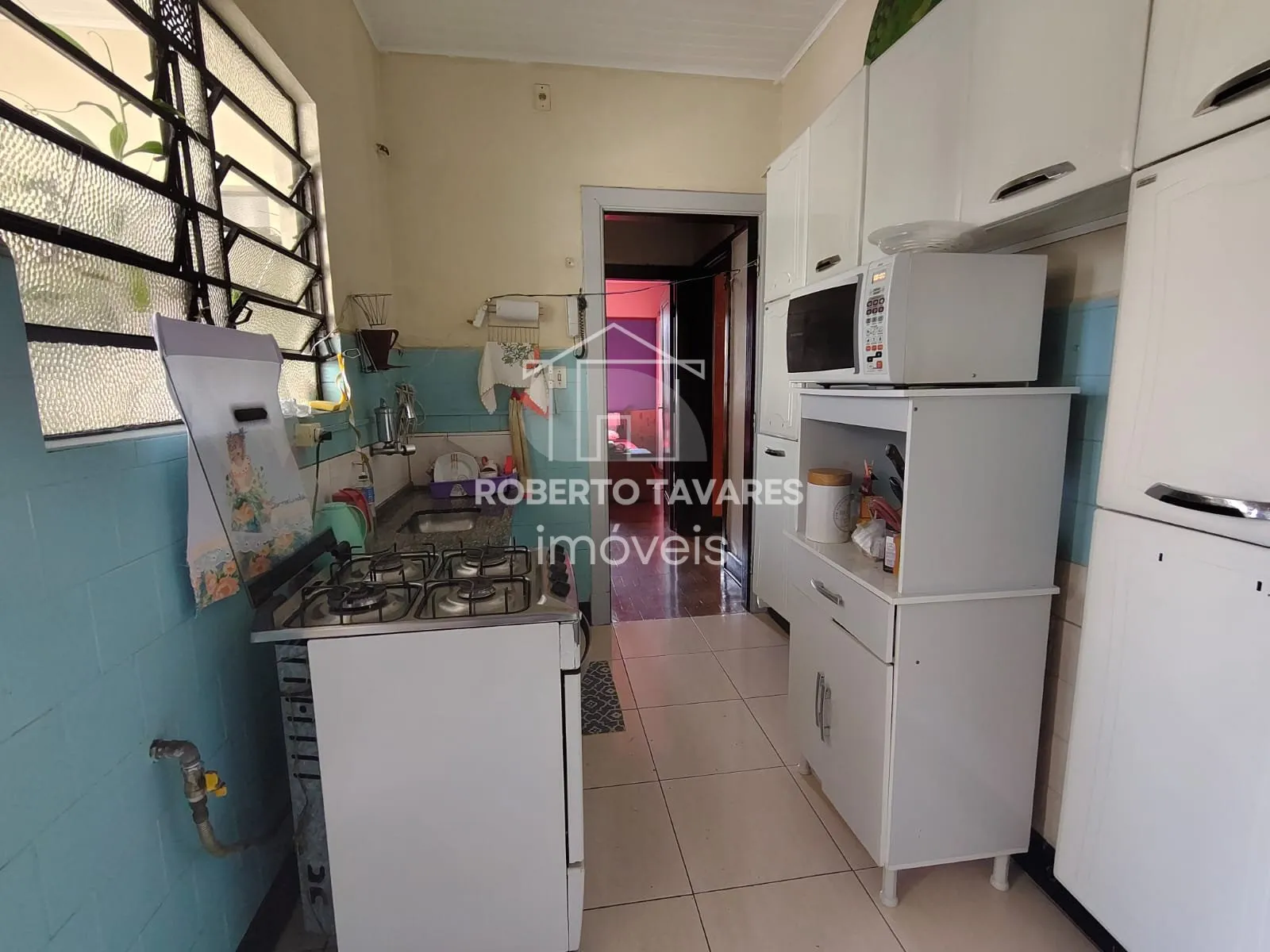 Imagem Apartamento com 2 dormitórios, sala para dois ambientes, cozinha, banheiro, quarto de serviço e banheiro, 1 vaga de garagem....