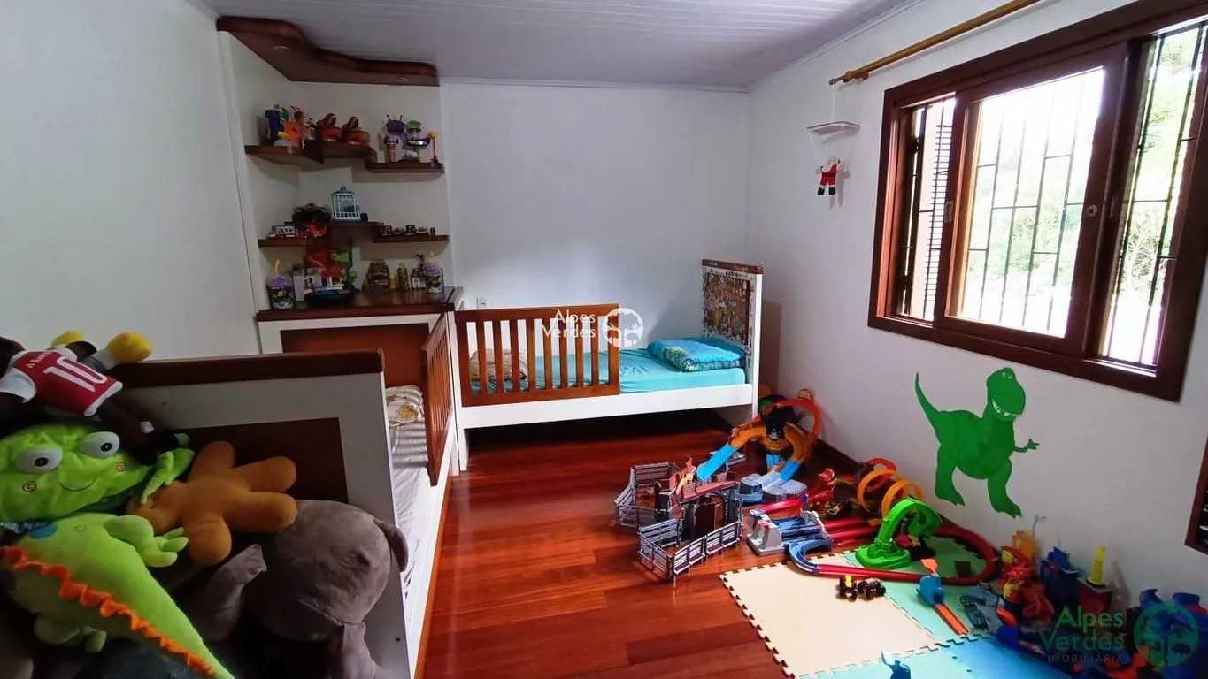 Imagem Vende-se casa no bairro leodoro de azevedo 5 minutos da catedral de pedra