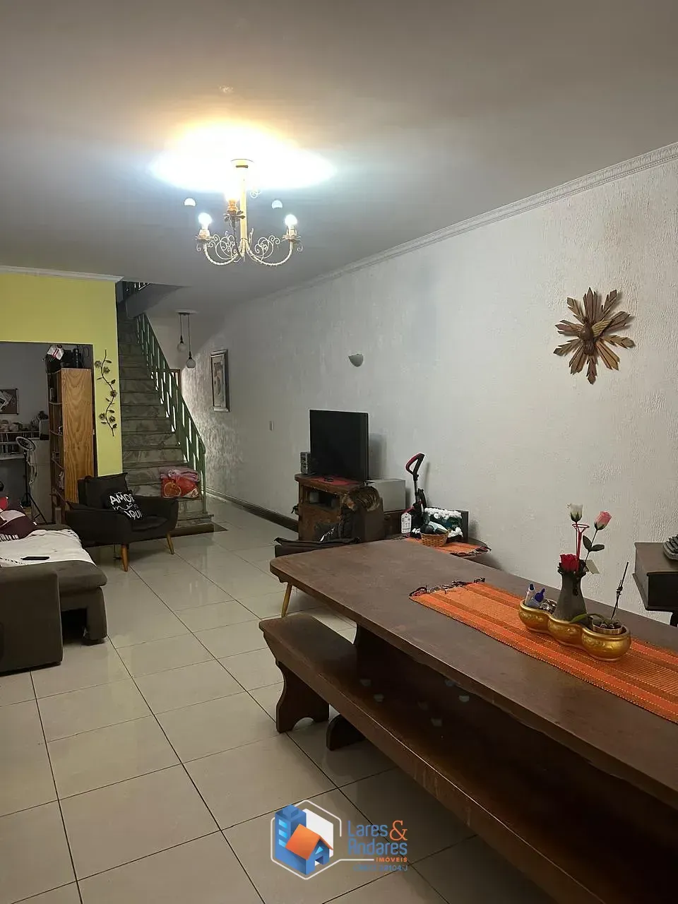Imagem Casa para venda em Santana com 3 quartos, sendo 3 suítes, 175m²