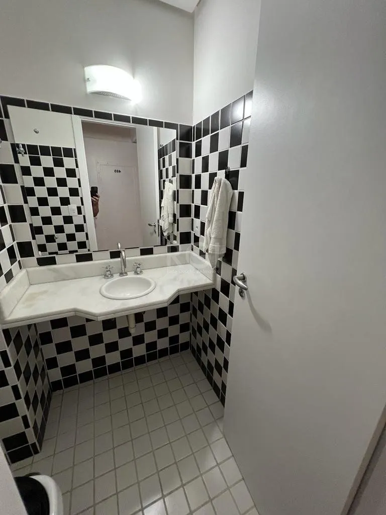 Imagem Loft para Venda - 77.78m², 1 dormitório, sendo 1 suites, 2 vagas - Moinhos de Vento