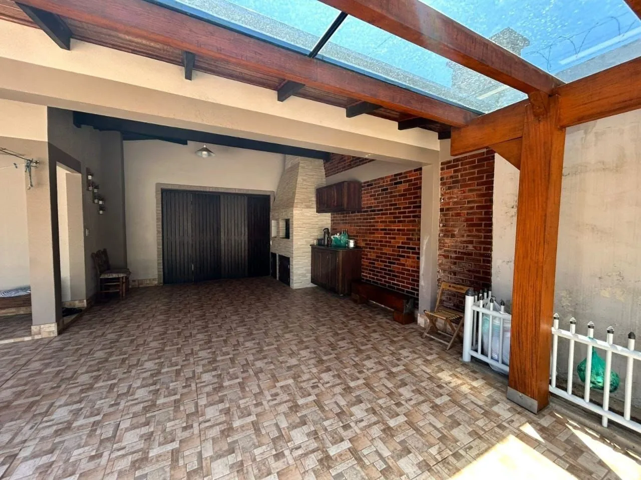 Imagem Casa a venda Arroio do Sal/ 4 Dorm