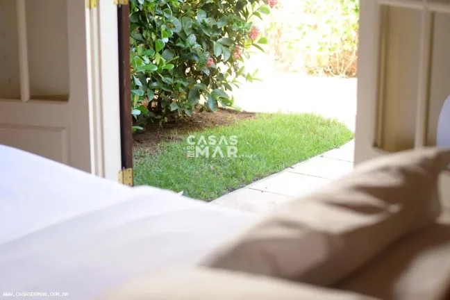 Imagem Casa Frente Mar para Temporada em Armação dos Búzios / RJ no bairro Geribá