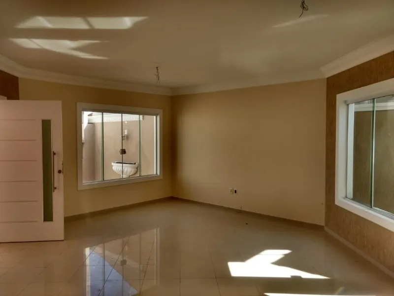 Imagem Casa Térrea no Bairro Deolinda Guerra em Sorocaba - 3 Quartos, Sendo 1 Suíte