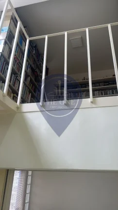 Imagem Apartamento à venda no Itaim Bibi, São Paulo-SP: 2 quartos, 1 suíte, 2 salas, 3 banheiros, 2 vagas, 270m². Venha conferir!