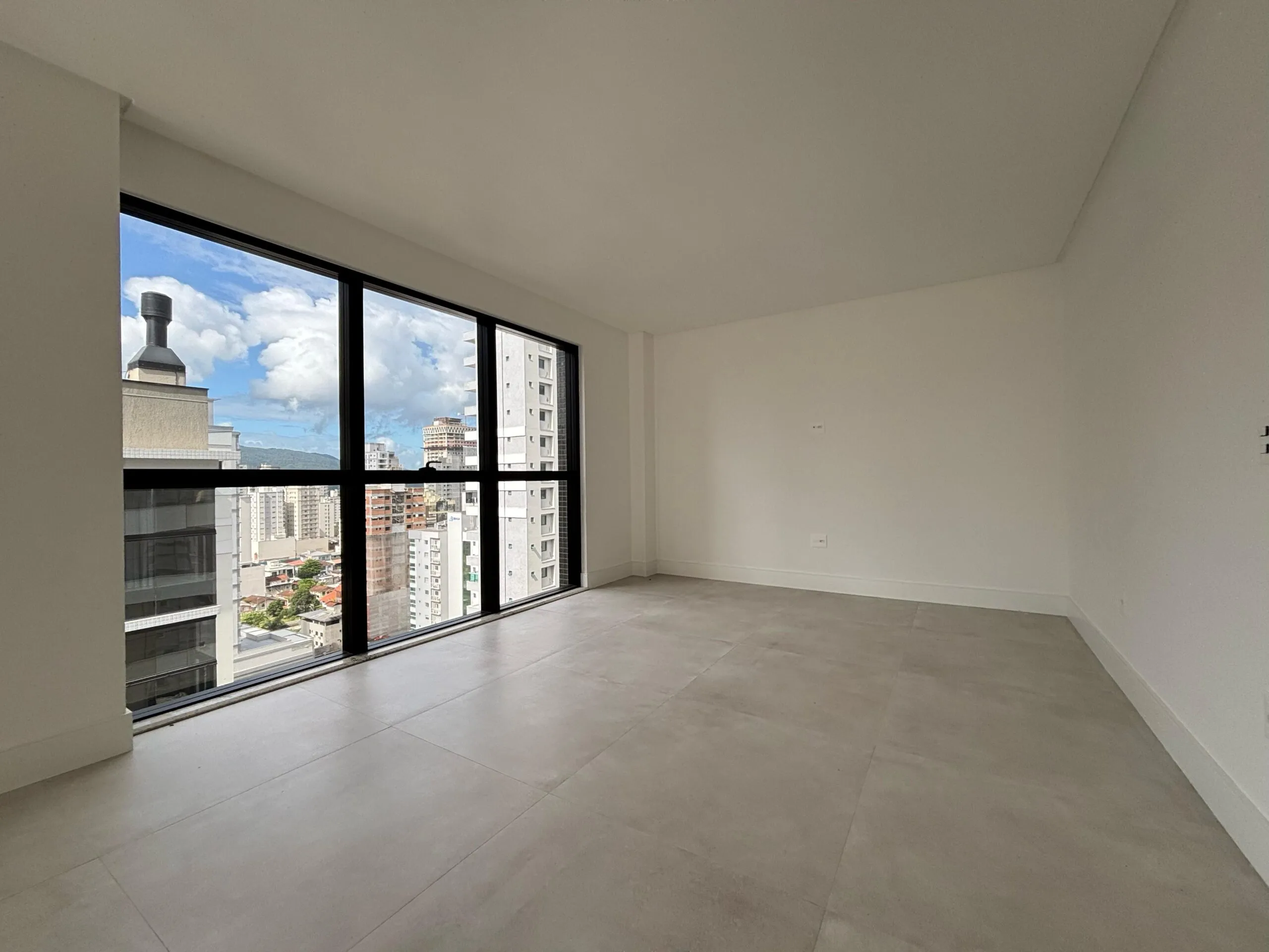 Imagem Apartamento à venda com 132m2 por R$ 2.299.000,00