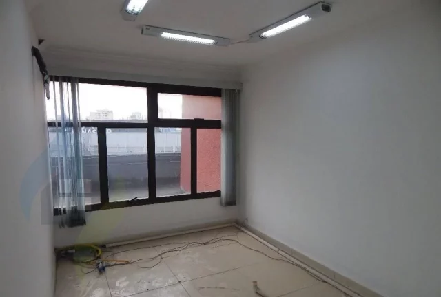 Imagem Sala comercial de 1 sala, 6 banheiros, 1 vaga, com 190,00 m² em Centro, São Bernardo do Campo