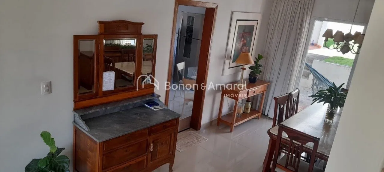 Imagem "Casa Espacosa e Completa à Venda no Condomínio Terras do Oriente - Valinhos/SP"