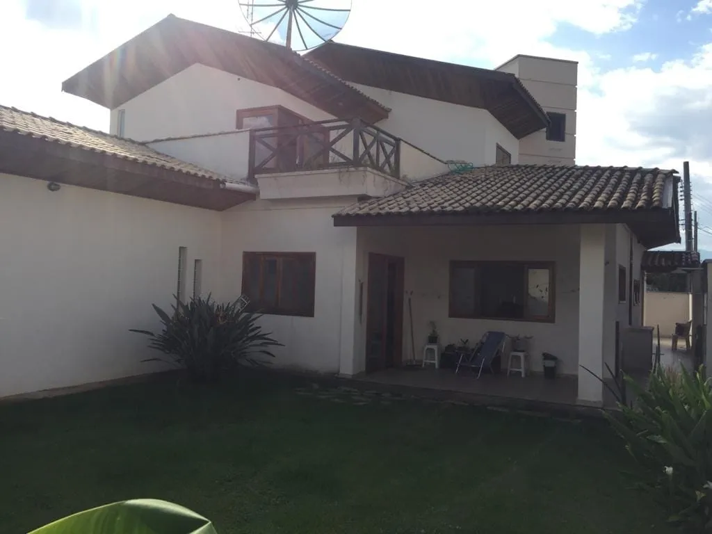 Imagem Casa à venda 3 Quartos, 2 Suites, 4 Vagas, Condomínio Real Ville, Pindamonhangaba - SP | Condomínio Real Ville