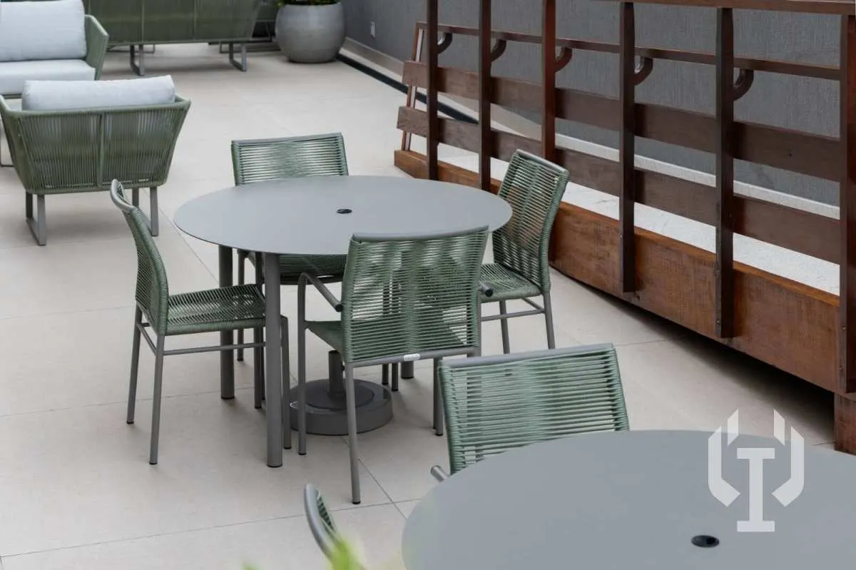Imagem Apartamento para alugar em Itapema, Meia praia, com 4 quartos, 180m2