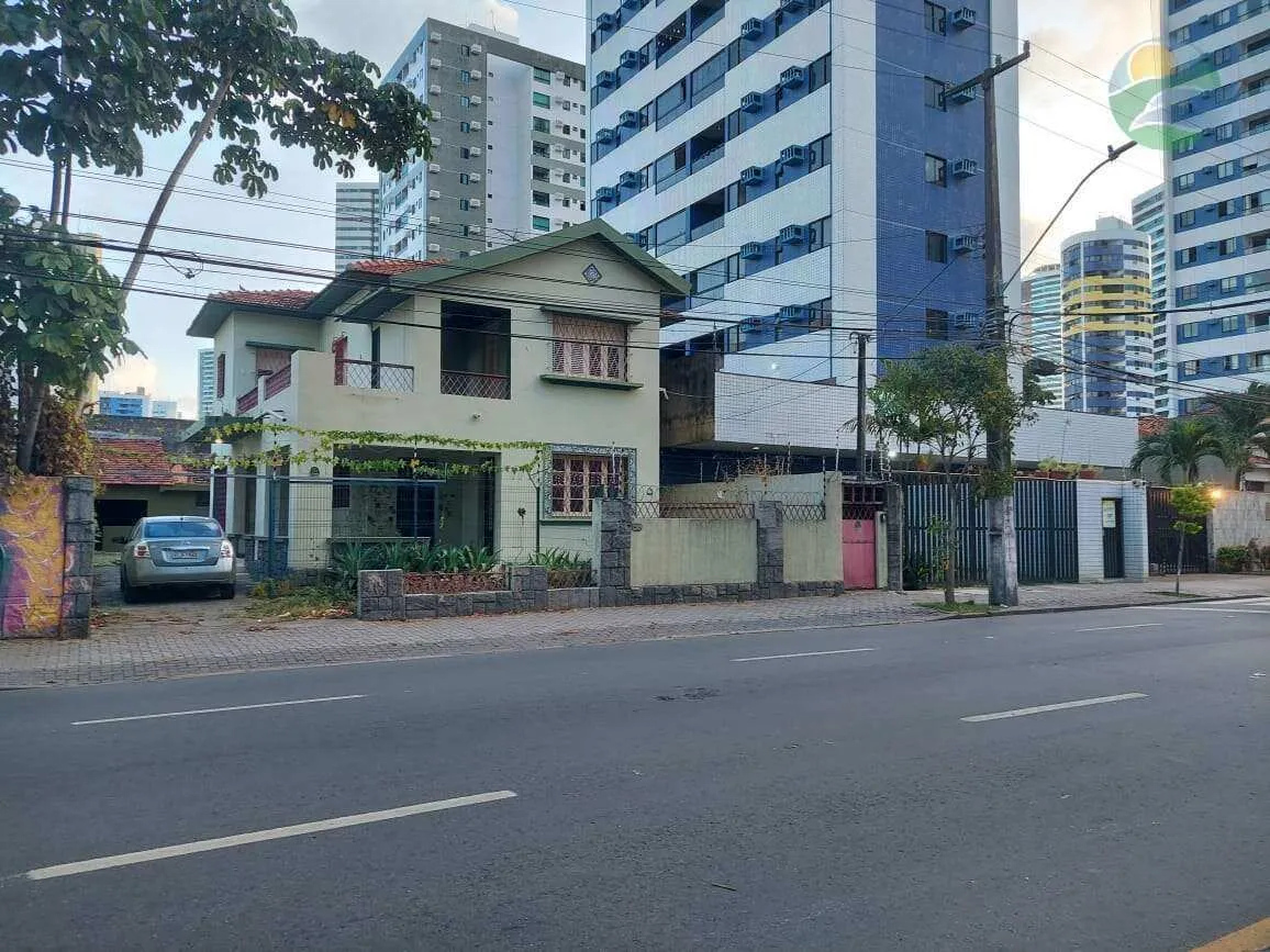 Imagem Casa duplex com 327m2 de área útil,LOCAÇÃO, Rua Conde de Irajá, Torre, Recife.