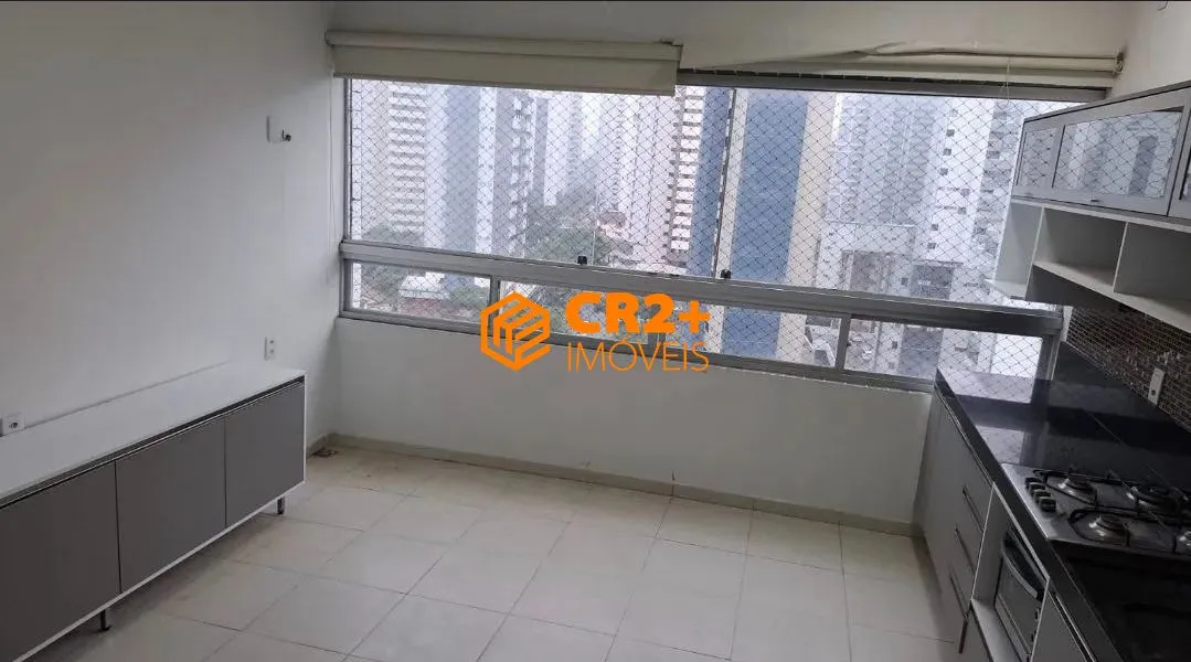 Imagem Vendo Cobertura Reformada nas Graças com 196m² e 2 Vagas - Oportunidade Única!