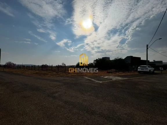 Imagem TE0092

Terreno á venda em Guapó-GO- Área total de 2.194,71m;

- Um lote de terreno urbano no LOT...