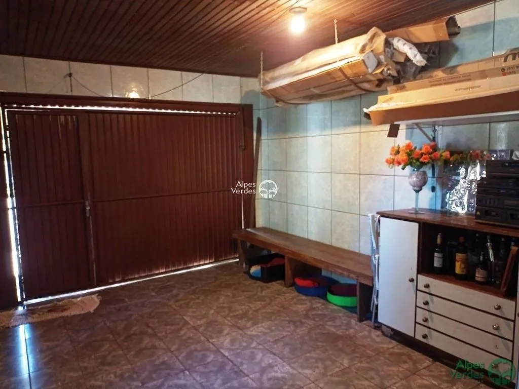 Imagem Vende-se Casa em Canela á 5 minutos da Catedral de Pedra