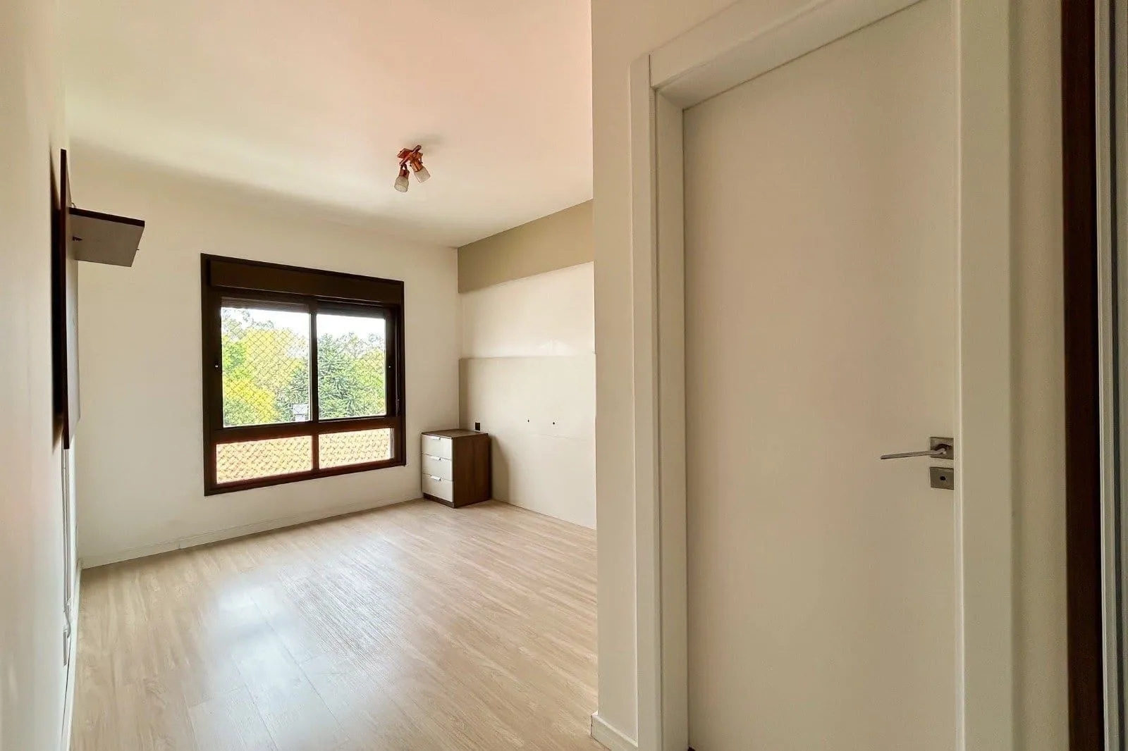 Imagem Apartamento no bairro Ipanema, 3 dormitórios - 1 suíte - 2 vagas