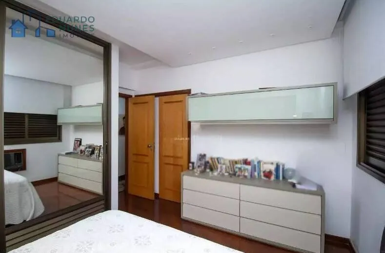 Imagem APARTAMENTO COM 4 QUARTOS, 2 SUÍTES , 05 VAGAS, LAZER NO FUNCIONÁRIOS!!!