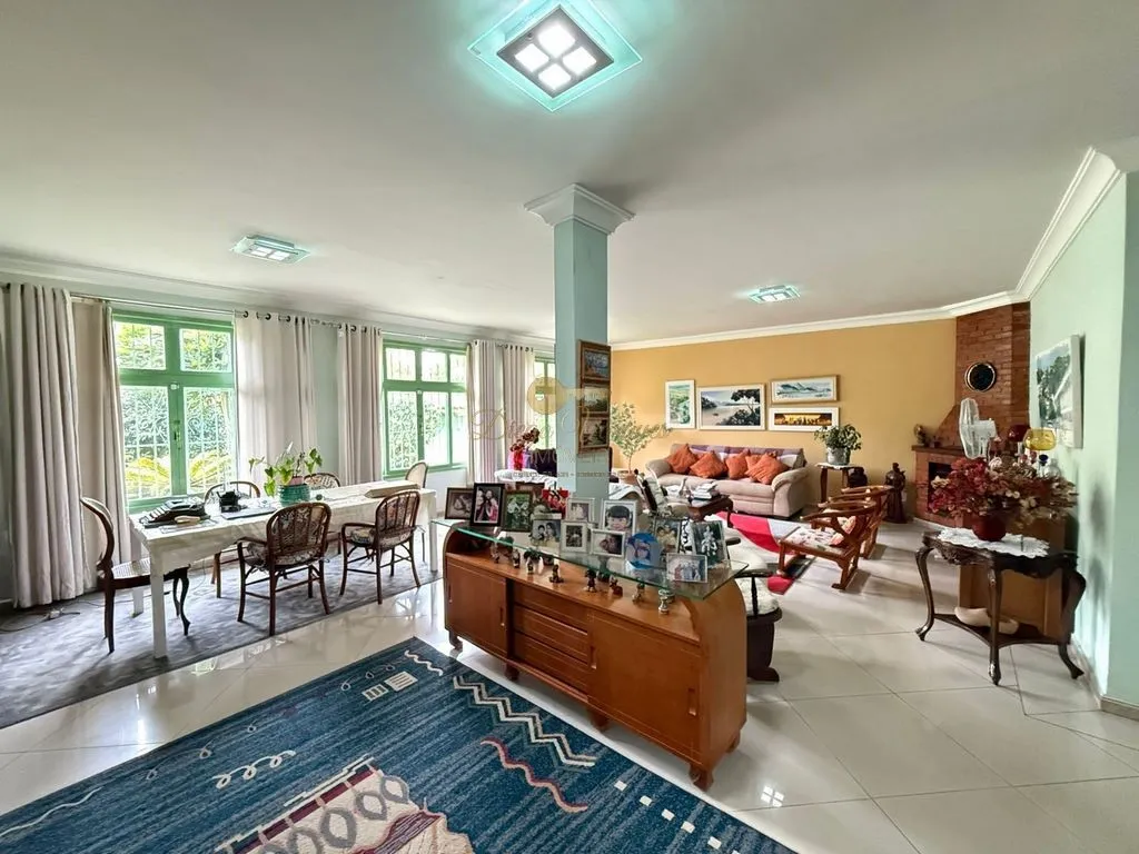 Imagem Casa para Venda em Teresópolis / RJ no bairro Araras