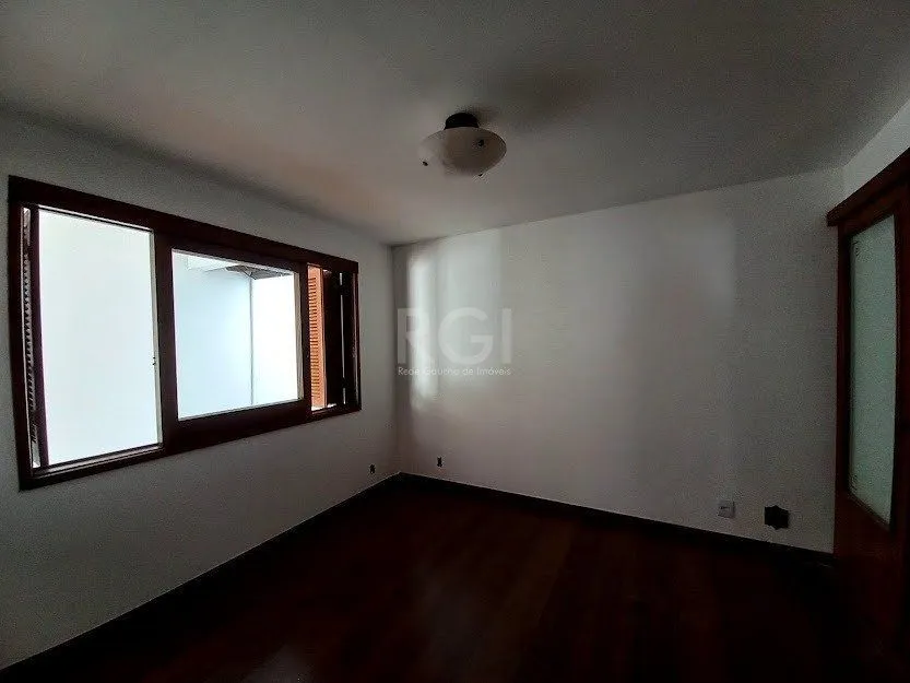 Imagem Casa para Venda - 224m², 3 dormitórios, sendo 1 suites, 3 vagas - Santana