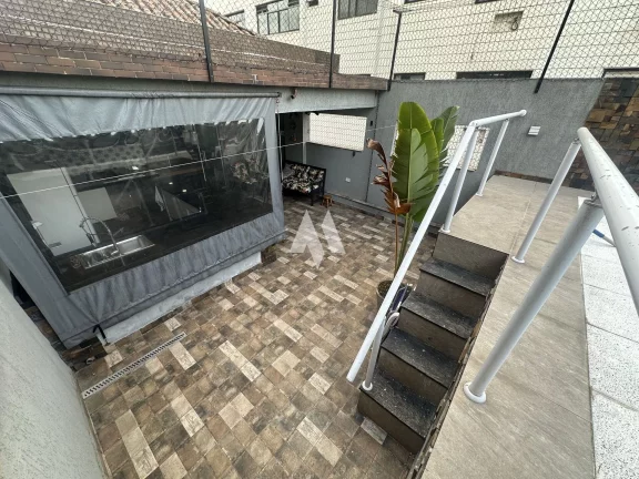 Imagem Casa alta à venda no bairro da Aparecida