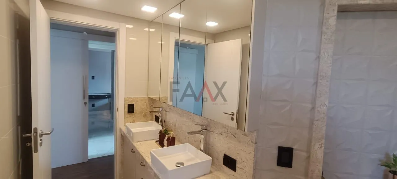 Imagem Sobrado à Venda em Bonsucesso 3 Quartos Suíte com Hidro e Energia Solar
