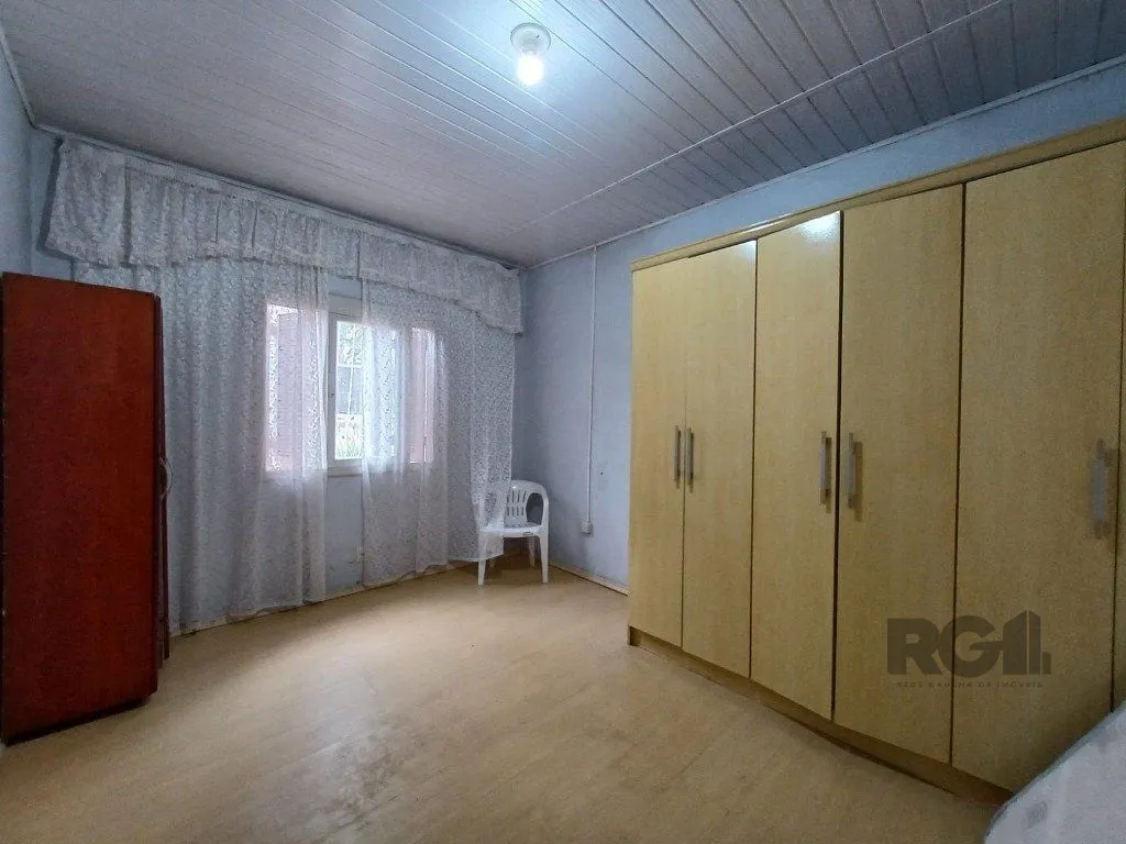 Imagem Casa térrea com edícula aos fundos