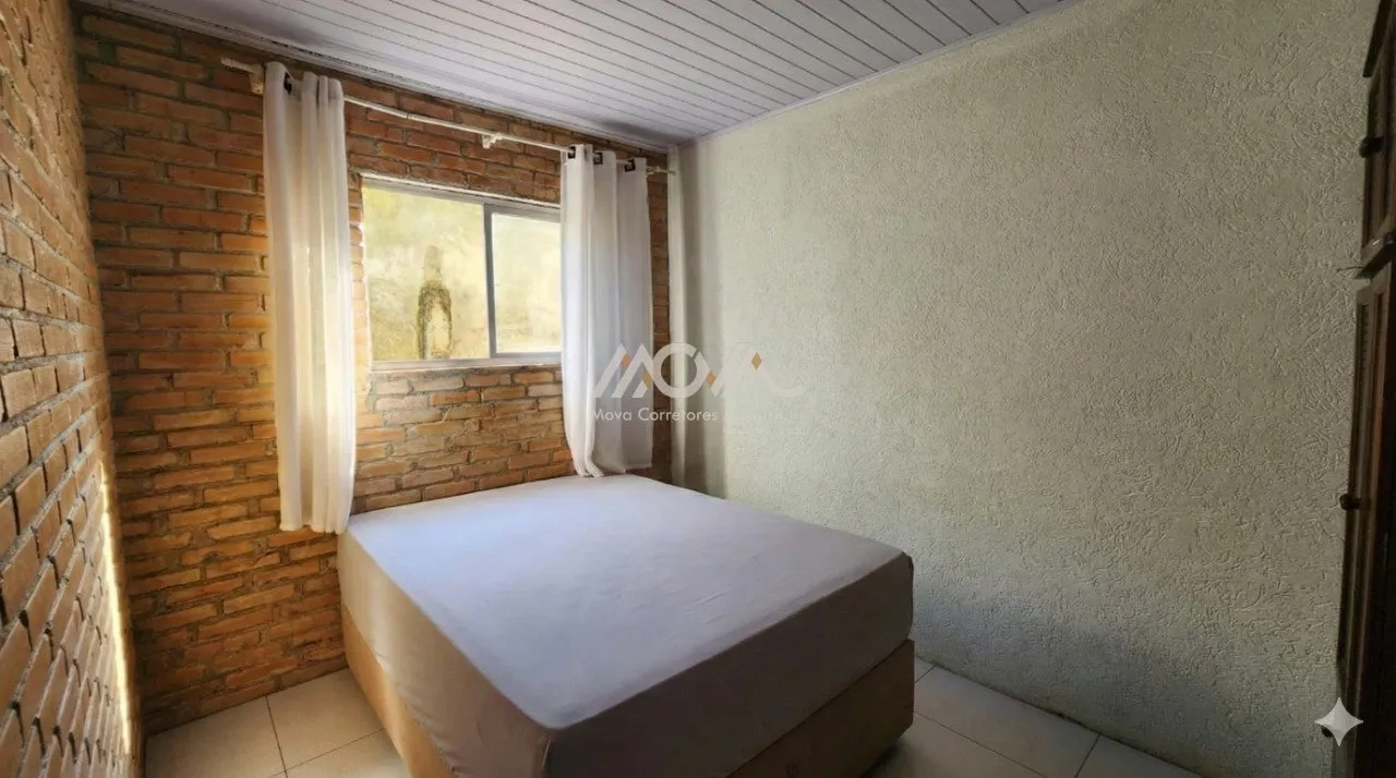 Imagem Casa localizada no Balneário Brandalize, no Bairro Pontal do Norte.

O imóvel possui 3 dormitório...