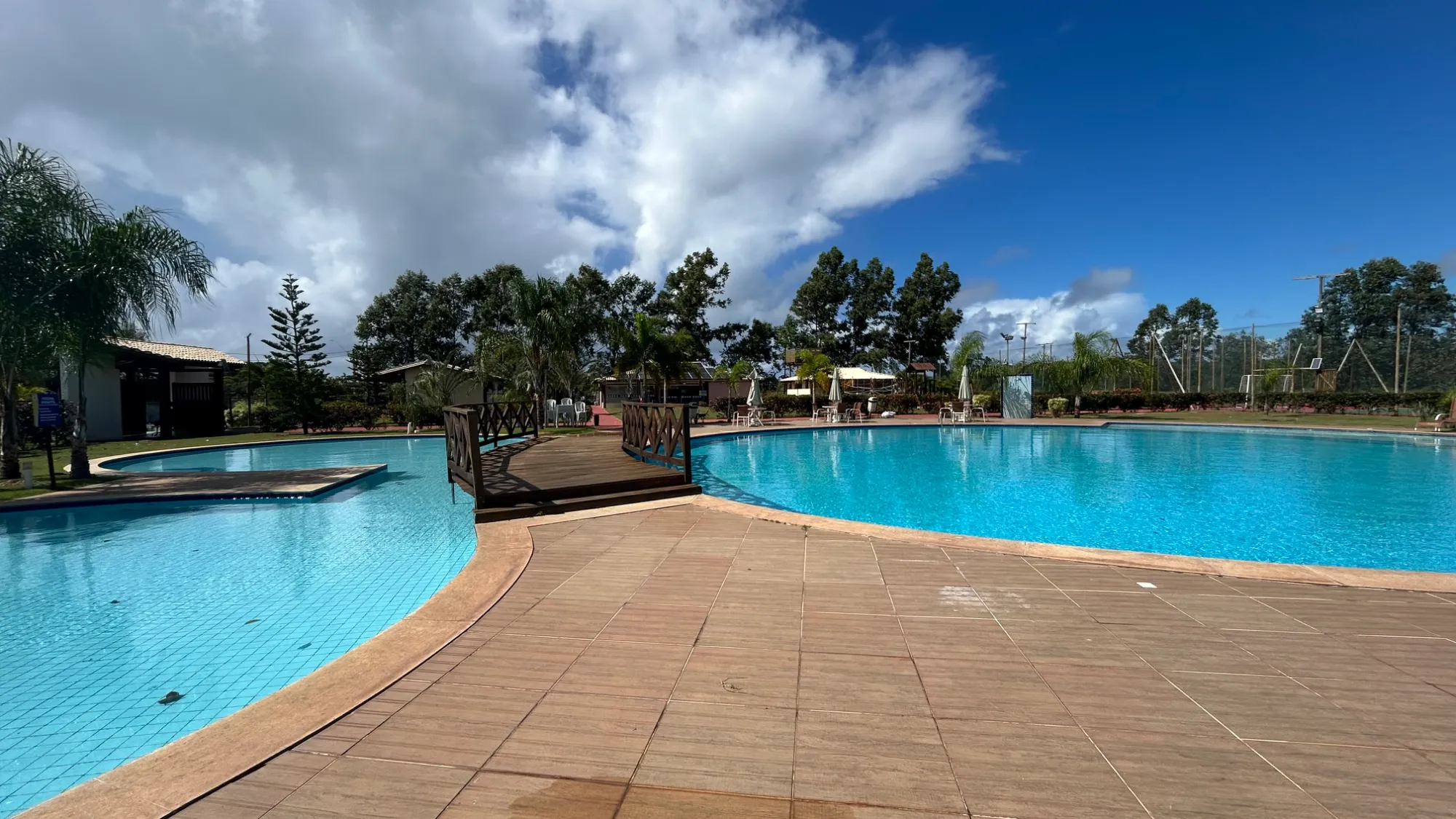 Imagem Terreno à Venda, 740 m² em Barra do Jacuípe - Camaçari